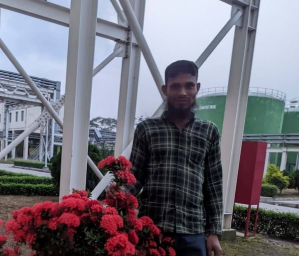 md  mahafezur, 33, Piura