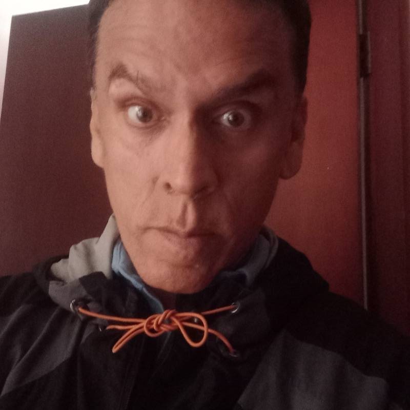 robert, 42
