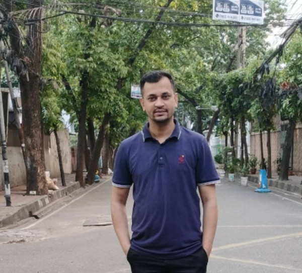Md khabbab, 32, Serajgong