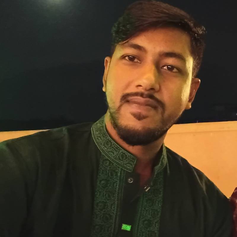 Khan, 28, Labiod Medjadja