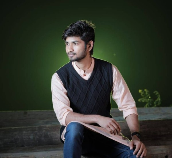 Mir, 29, Australia