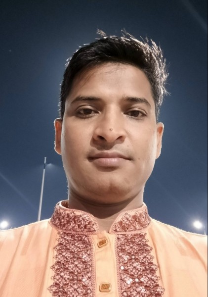 Raja, 27, Uson