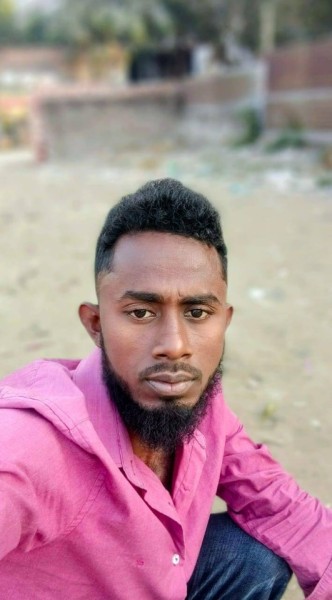 Nurnoby, 30, Libertad