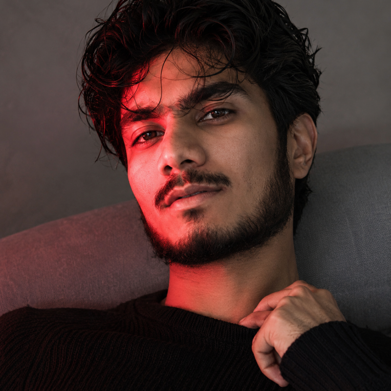 Malik, 22, Hafar