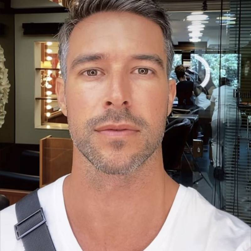 https://waydate.com dating Jarek in Canada