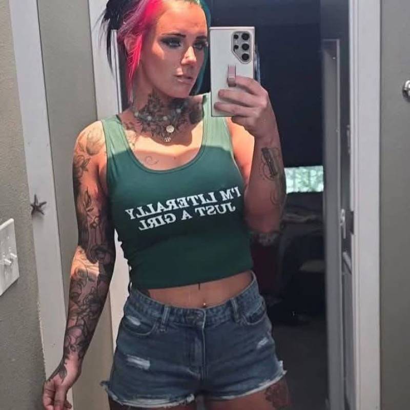 Monica_magic dating
