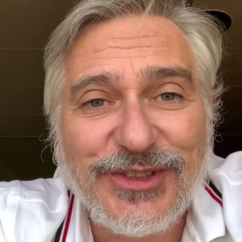 Jamesharveylove dating