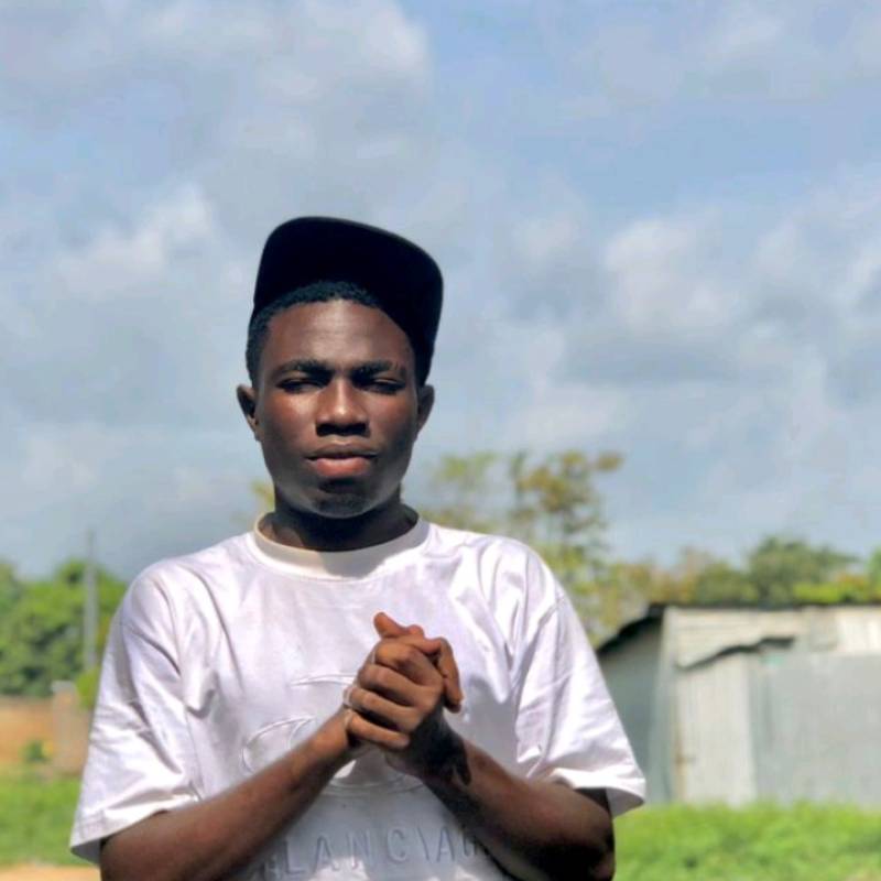 konanlarissa0303 dating