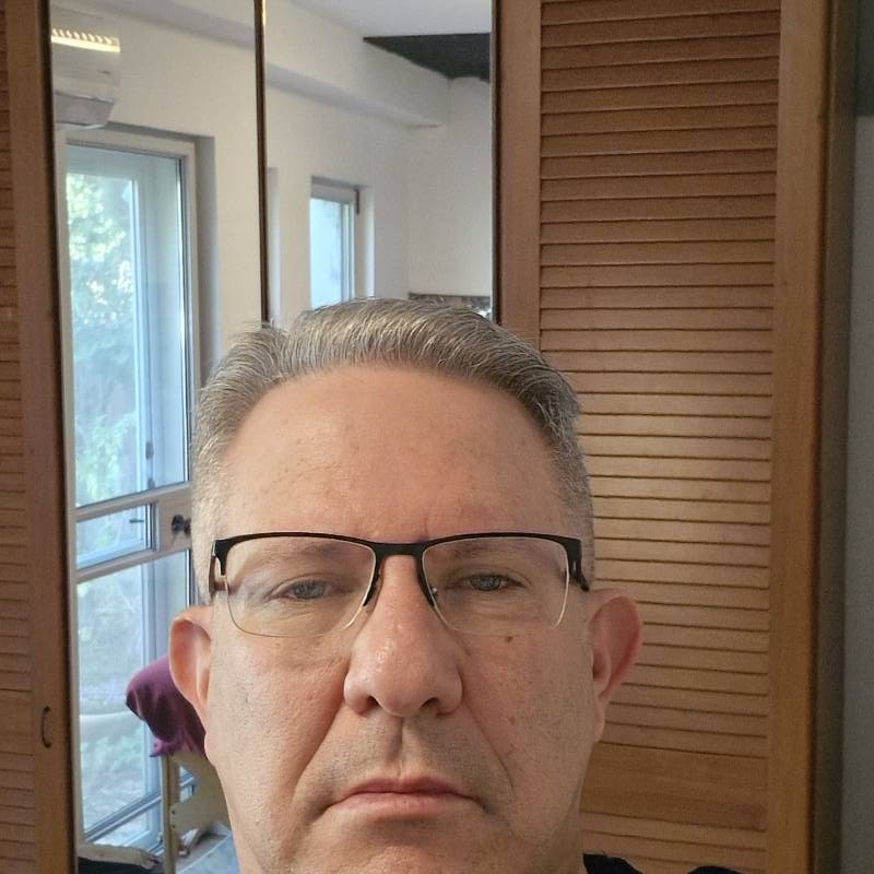 DanCarmel73464 dating