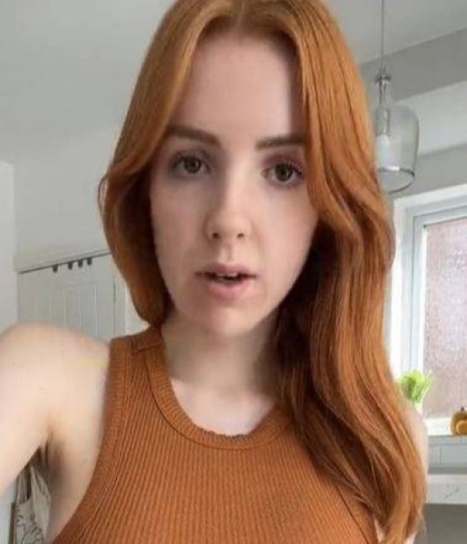 Floriane31955 dating