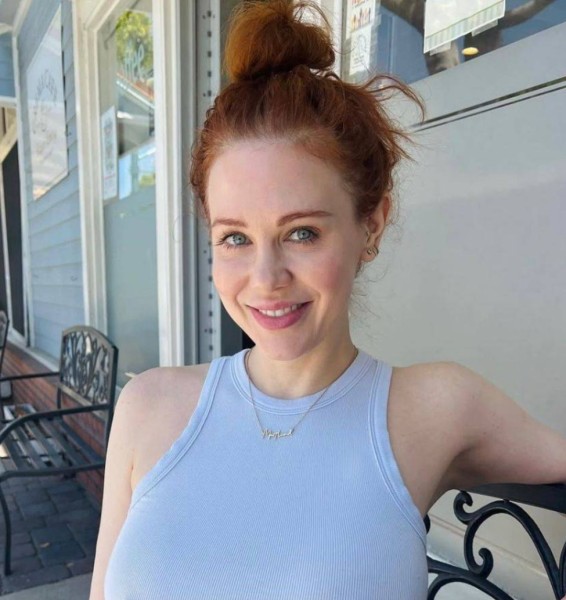 Vronique39704 dating