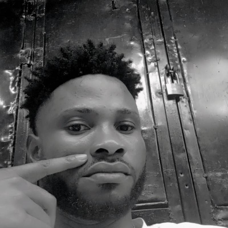 uzorAndrew63641 dating