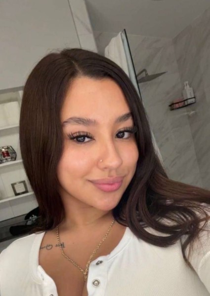 AlisonClara62160 dating