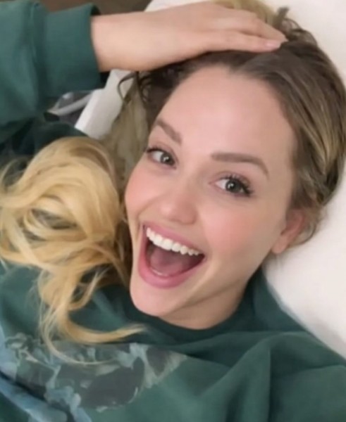 RebeccaPerkins93083 dating