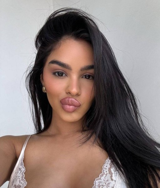 Amayalia21383 dating