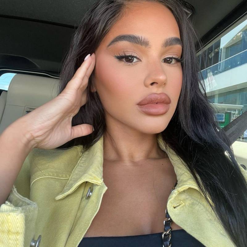 Amayalia21383 dating