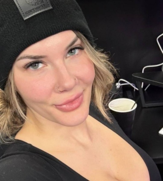 Chaleswilde57522 dating