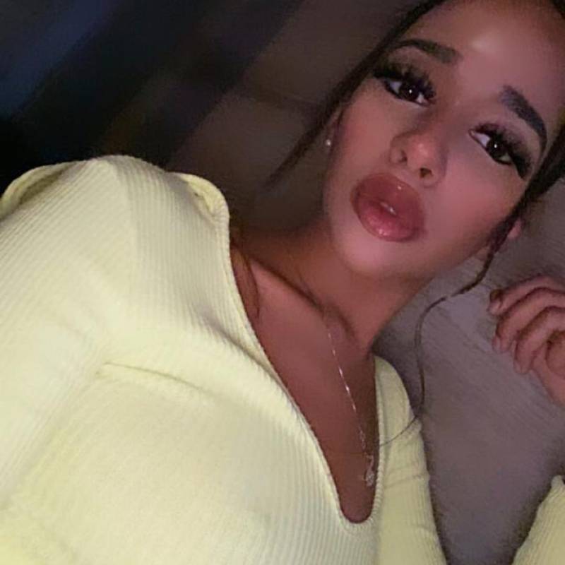 Elizabeth15779 dating