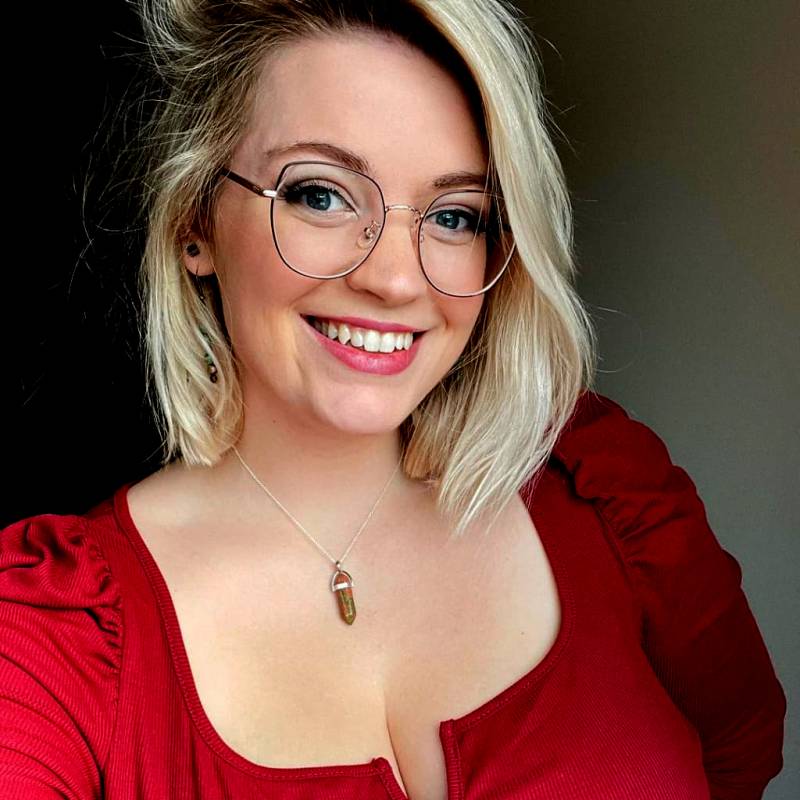 Mimi24051 dating