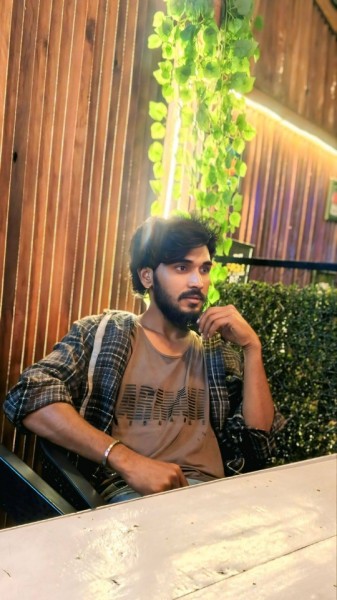 ARIYAN80436 dating