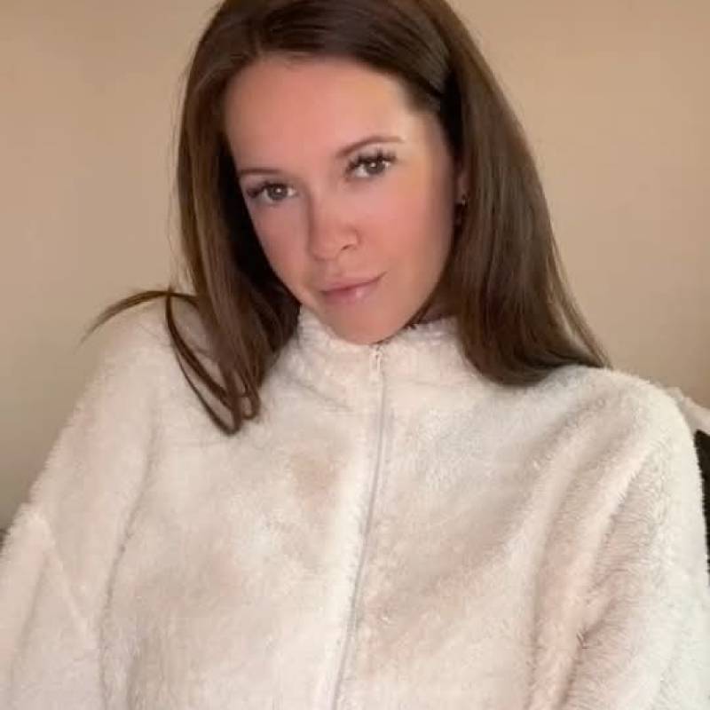 Rose64598918 dating